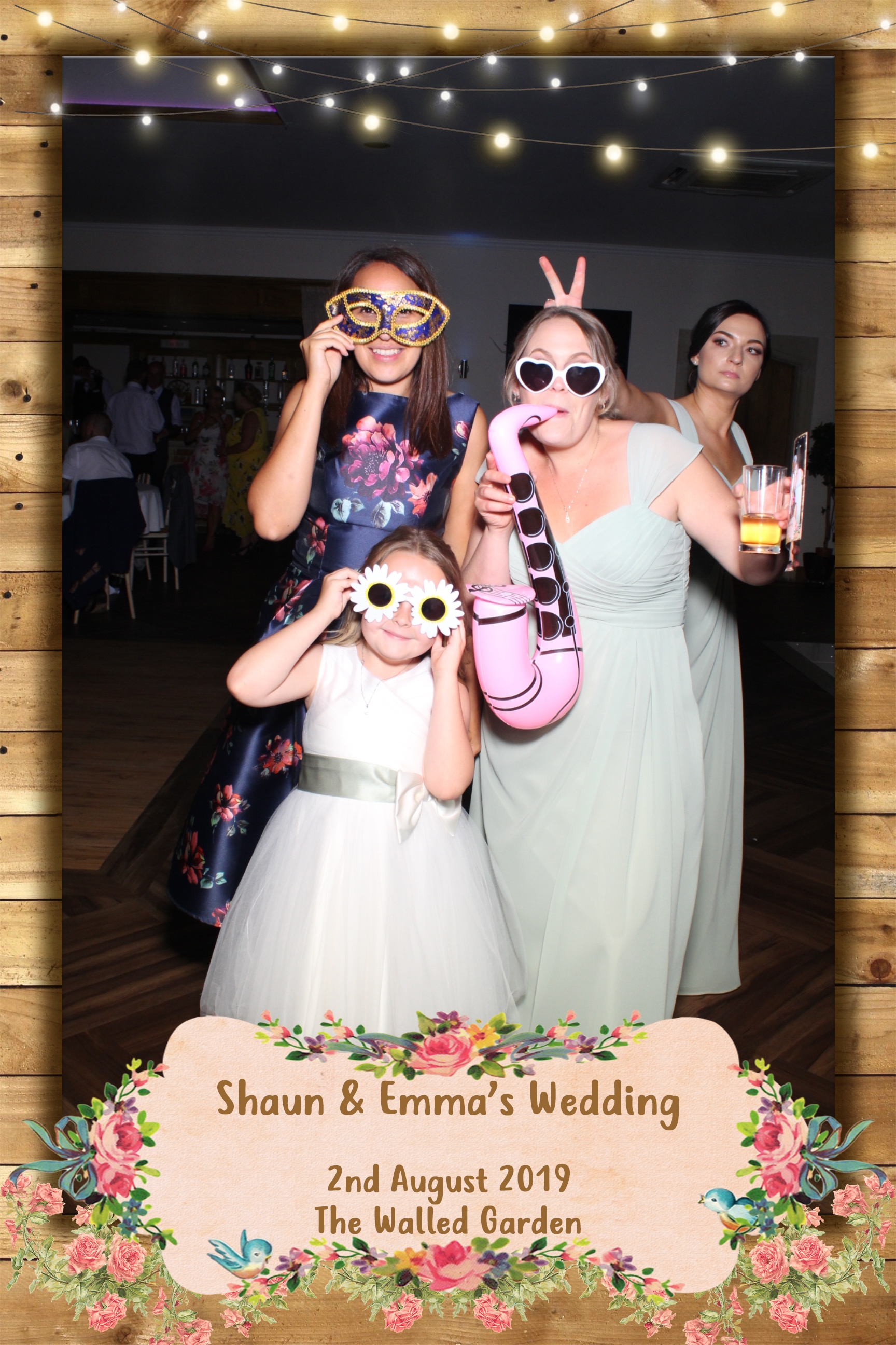 Shaun and Emma's Wedding | View more photos from the event at images.mobile-photo-booth.com/u/MobilePhotoBoothUK/Shaun-and-Emmas-Wedding